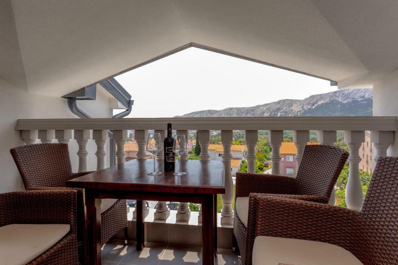Bed & Breakfast Dosen II Baška Exteriör bild
