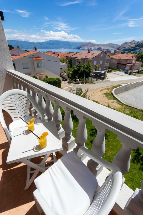 Bed & Breakfast Dosen II Baška Exteriör bild